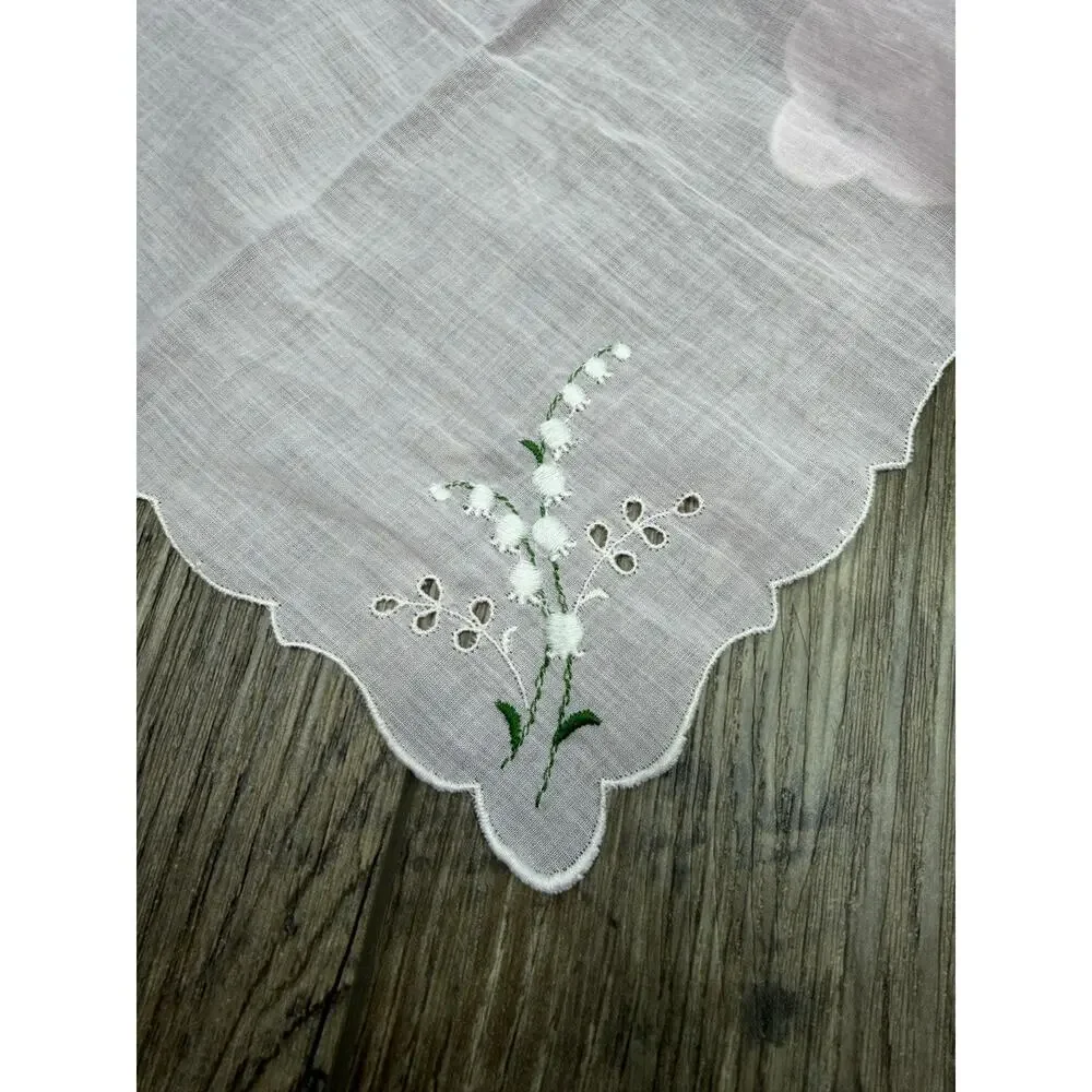 Mixed Lof of 9 Vintage White Handmade Embroidered Napkins Bridal Floral